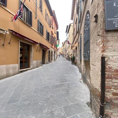Lastamperia19 Camere-Rooms Montepulciano Stazione Exteriör bild