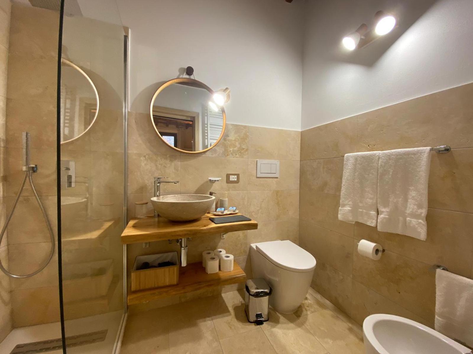 Lastamperia19 Camere-Rooms Montepulciano Stazione Exteriör bild
