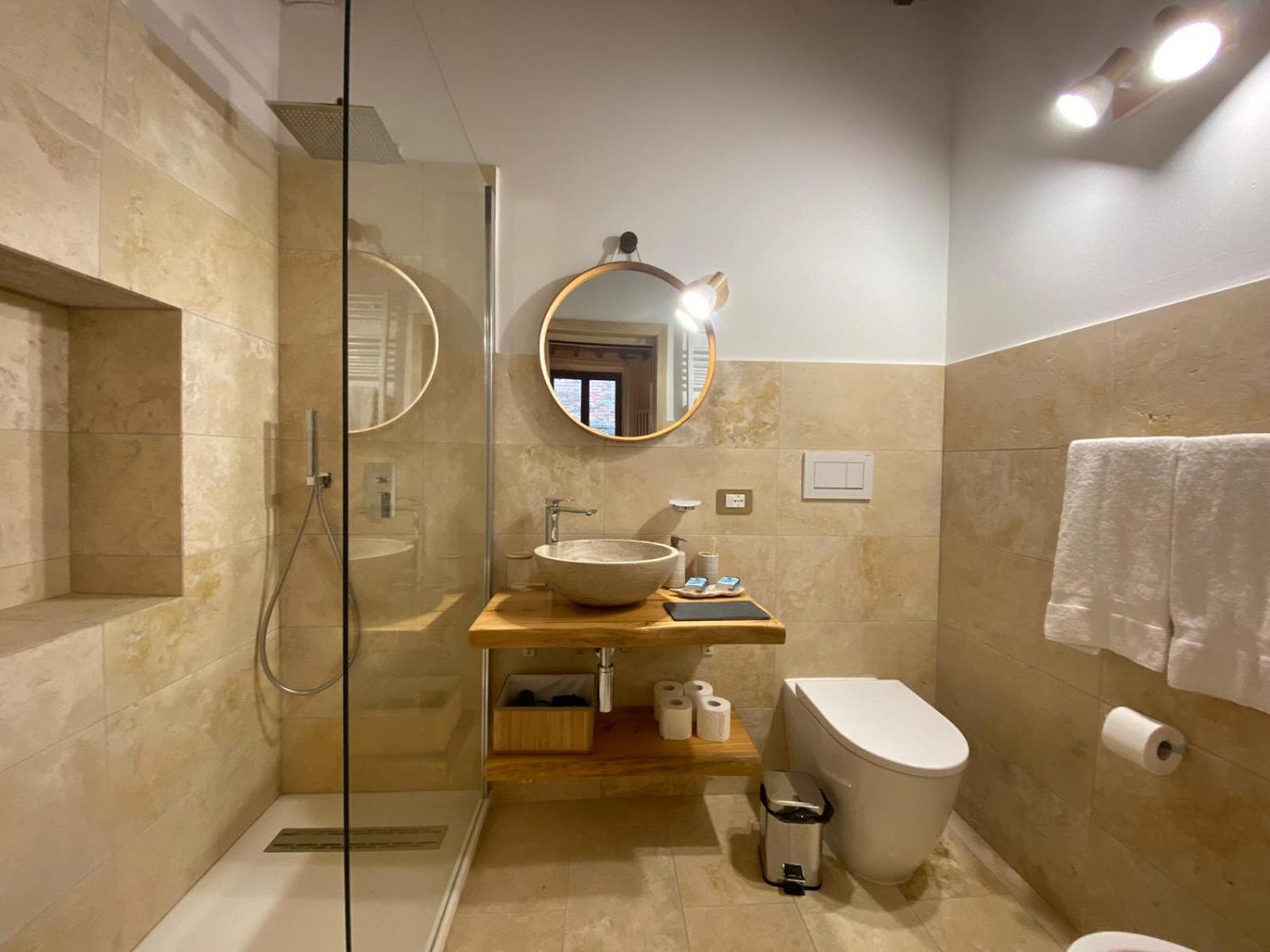 Lastamperia19 Camere-Rooms Montepulciano Stazione Exteriör bild