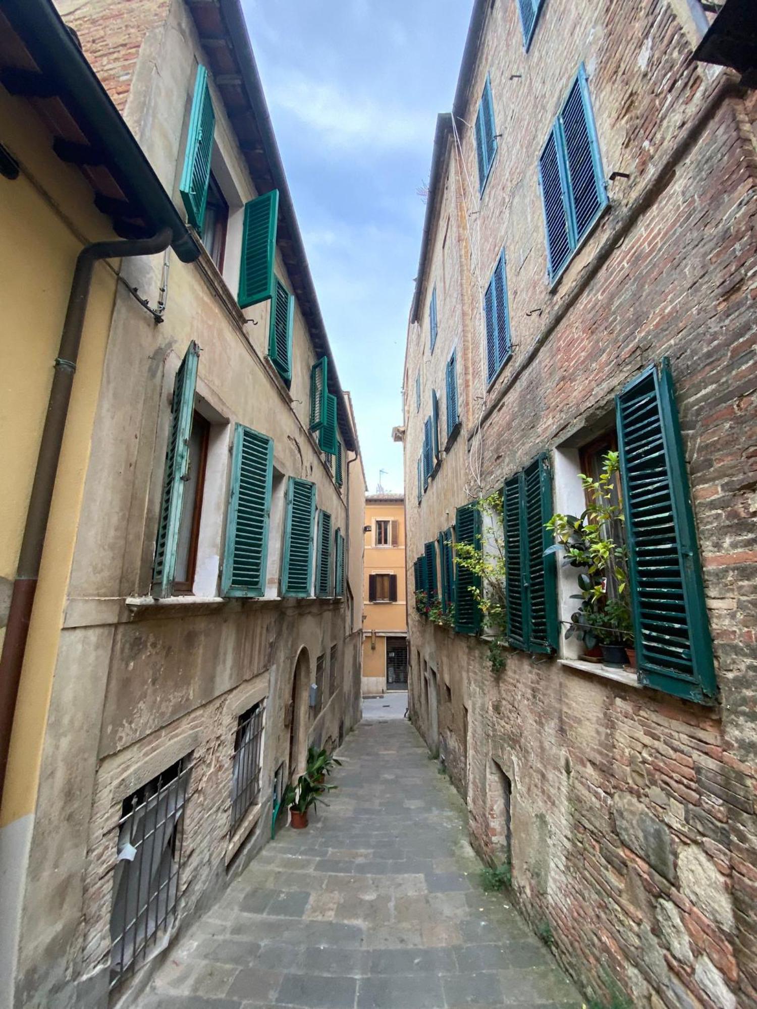 Lastamperia19 Camere-Rooms Montepulciano Stazione Exteriör bild